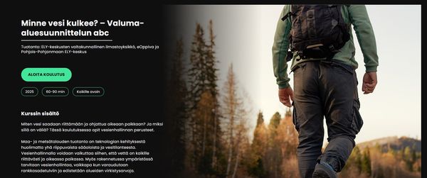 Kaksi ihmistä puristamassa kättä. Taustalla lehmän hahmo.