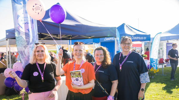 Lähiruokapäivän järjestäjiä.