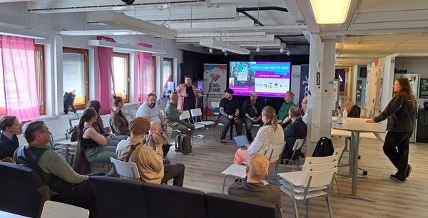Osallistujia Digi- ja Game Centerillä 26.5.2026 verkostopalaverissa