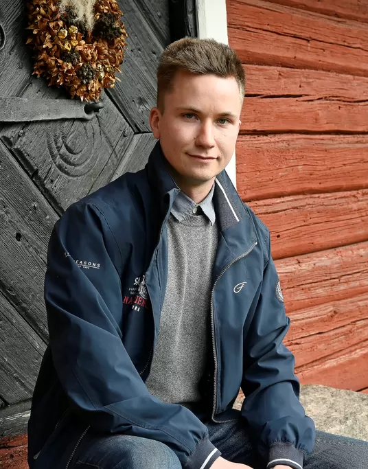 Toivo Suominen.